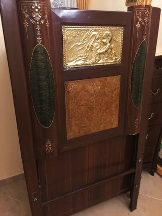 Letto antico restaurato