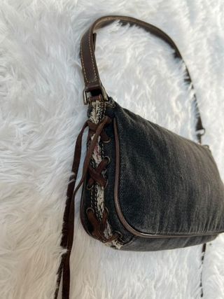 Borsa Guess Y2K in Denim Nero – Vintage Iconico