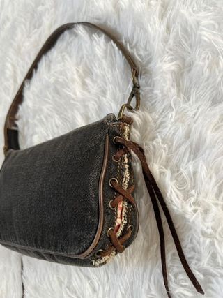 Borsa Guess Y2K in Denim Nero – Vintage Iconico