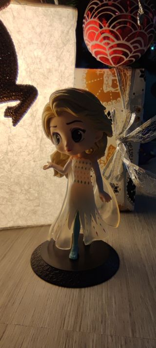 Elsa Frozen 2 estilo Q Posket Disney