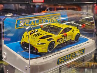 ⭕Scalextric UK Aston Martin Vantage GT3