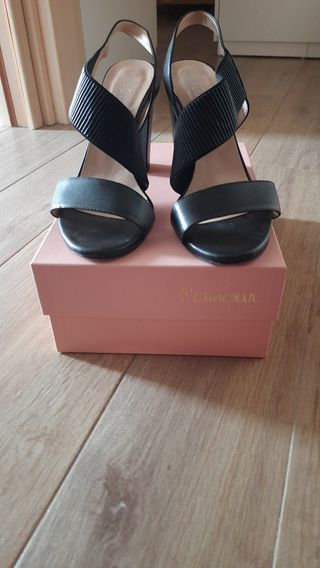 Sandali donna neri con tacco