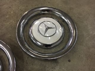 TAPACUBOS MERCEDES 190 SL