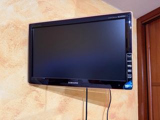 TVs Samsung 46 32 y 24 pulgadas