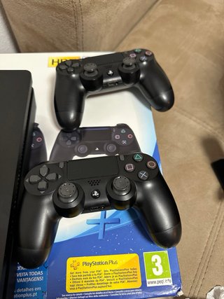 PS4 slim 500GB