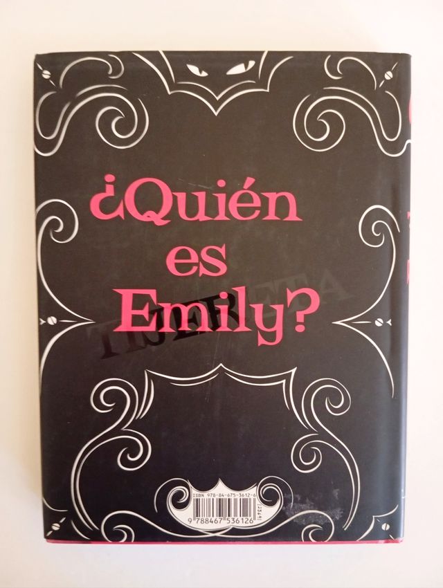 Libros Emily the strange