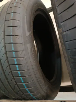 Neumáticos 215 55 17 94V de ocasión