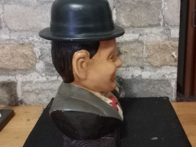 Figura cine vintage de Cerámica