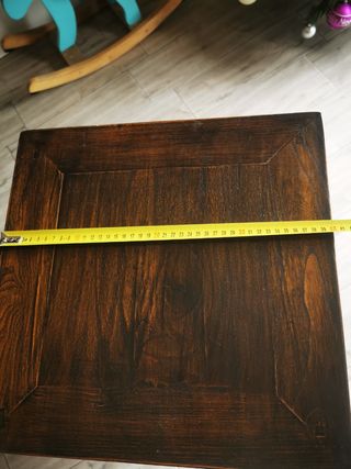 Mesita de madera