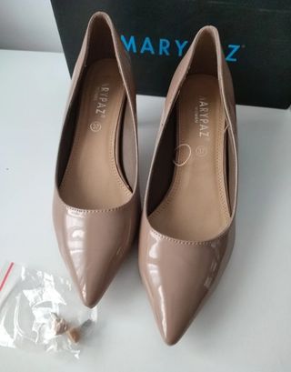 Zapato color nede 37 bajos