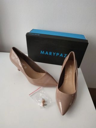 Zapato color nede 37 bajos