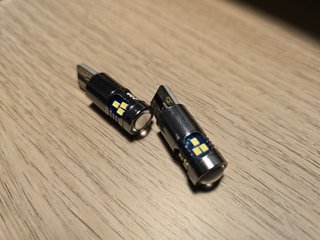 Bombilla LED para coche, tipo T10 W5W