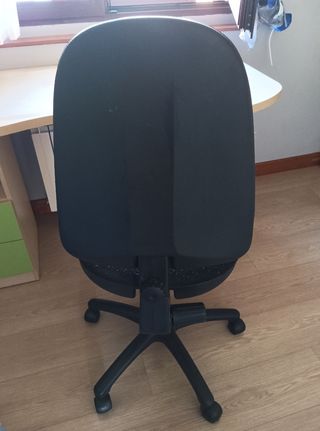Silla escritorio con ruedas