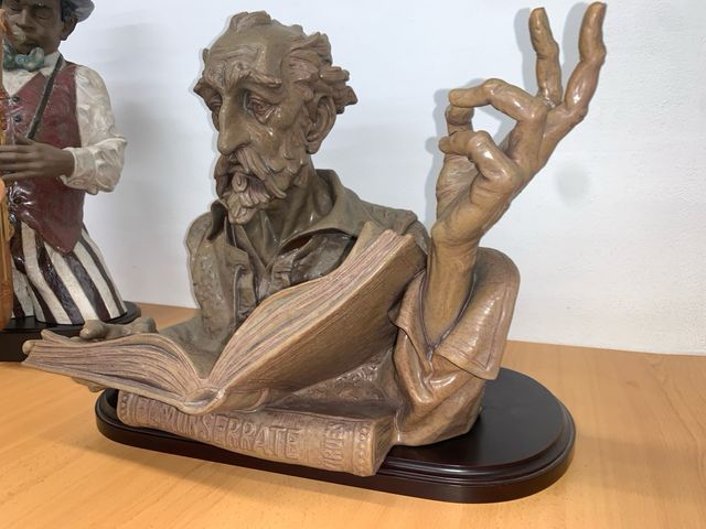 Lladró “ El lector alucinado”