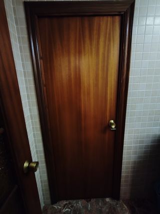 Hojas de puertas con tapajuntas