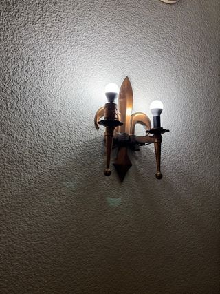 Lámparas pared antiguas