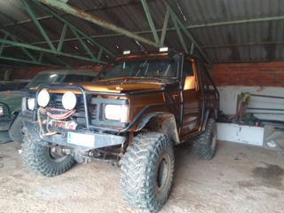 Nissan Patrol 1990