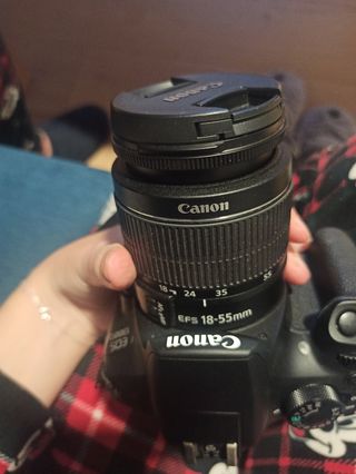 Cámara reflex Canon 1300D