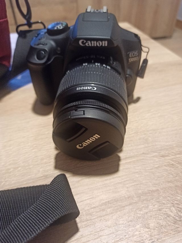 Cámara reflex Canon 1300D
