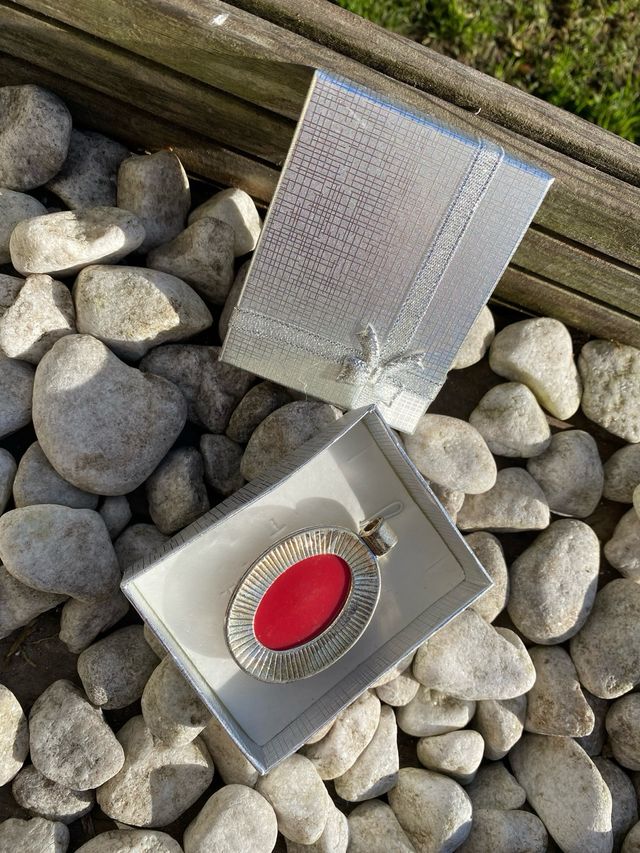 Colgante jaspe rojo.