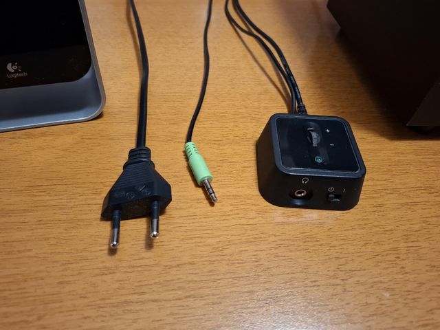 Sistema di altoparlanti con Subwoofer