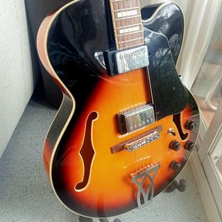  Ibanez jazz nueva con maleta 