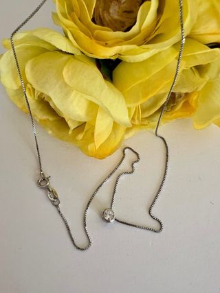 Gargantilla de plata con colgante circonia