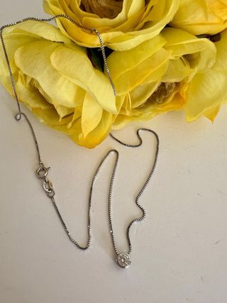 Gargantilla de plata con colgante circonia