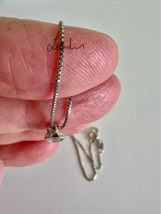 Gargantilla de plata con colgante circonia