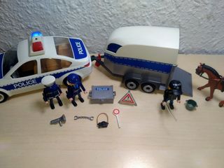 Playmobil coche policía+ remolque caballo