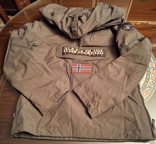 Chaqueta Napapijri verde caqui talla XS