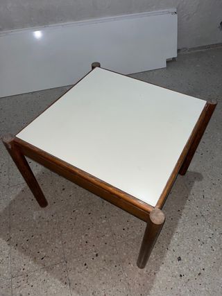 Mesa de madera maciza