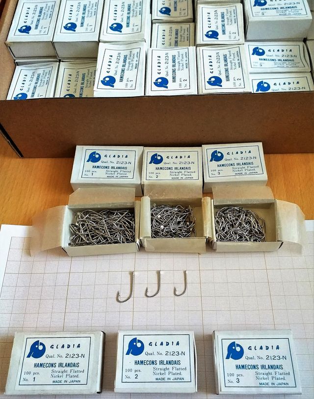 12 CAJAS ANZUELOS IRLANDESES (GLADIA) N: 1-2 y 3