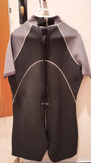 Neopreno corto Tribord talla 44