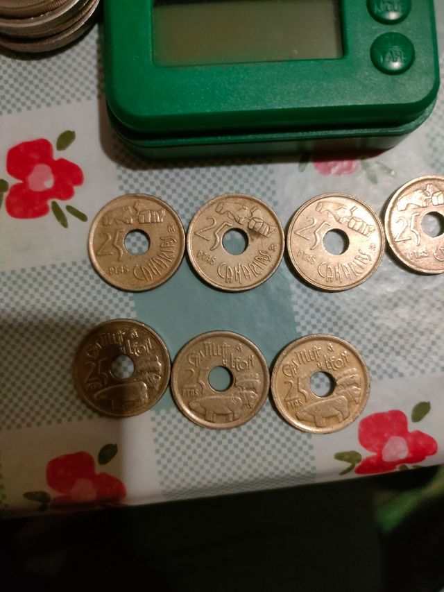 25 pesetas