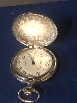 Reloj bolsillo.