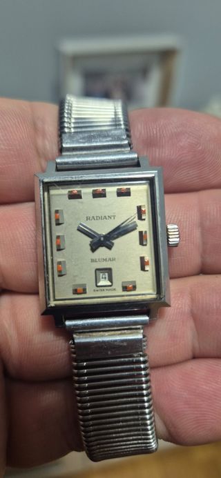 Reloj RADIANT BLUMAR