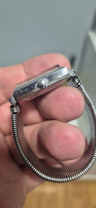 Reloj RADIANT BLUMAR