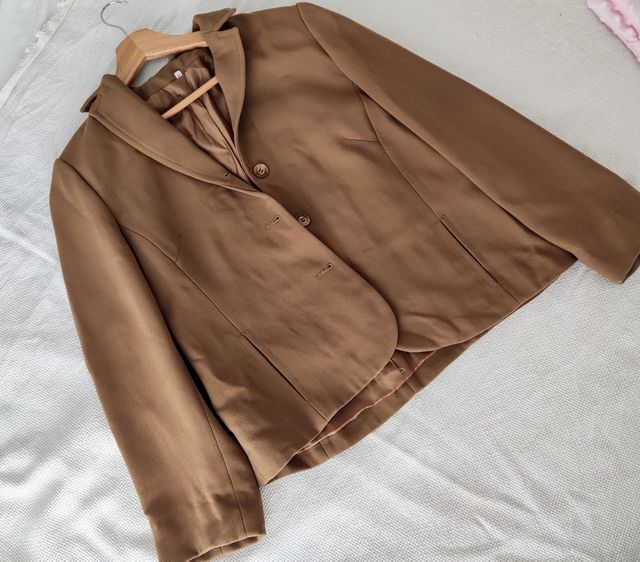 Blazer camel