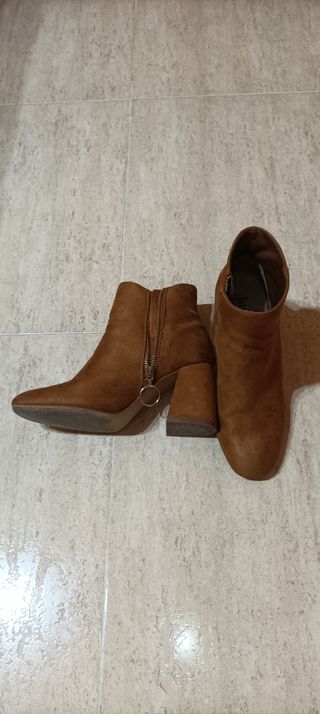 Botines Stradivarius