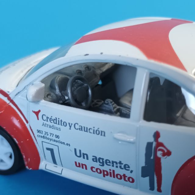 Volkswagen New Beetle 1/43 marca Guisval