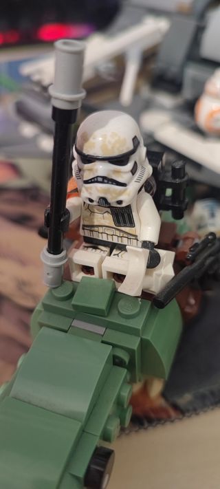 Lego star wars Nave + dinosaurio