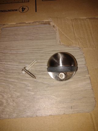 Topes de puerta marca micel 