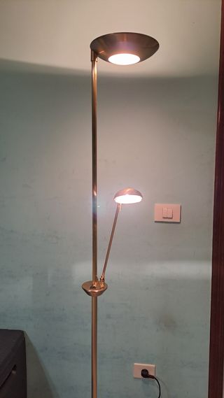 Lámpara de pié para salón