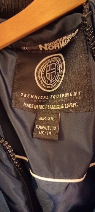 chaqueta chica.   Geographical Norway BEAUTIFUL