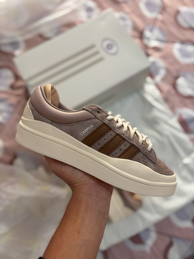 Adidas Campus Bad Bunny // Talla 40