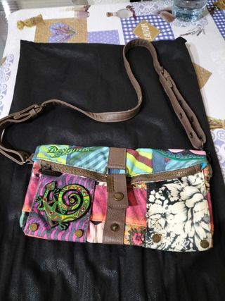 Bolso bandolera desigual