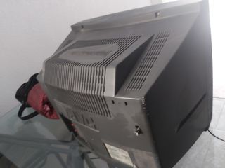 Televisión de 29 pulgadas