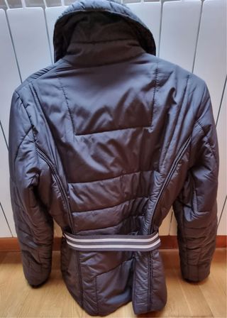 Cazadora marron de Zara