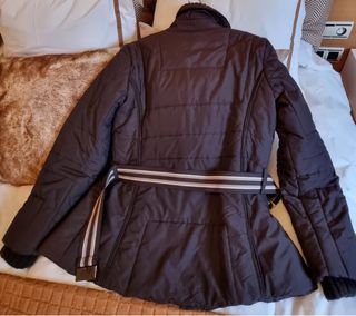 Cazadora marron de Zara